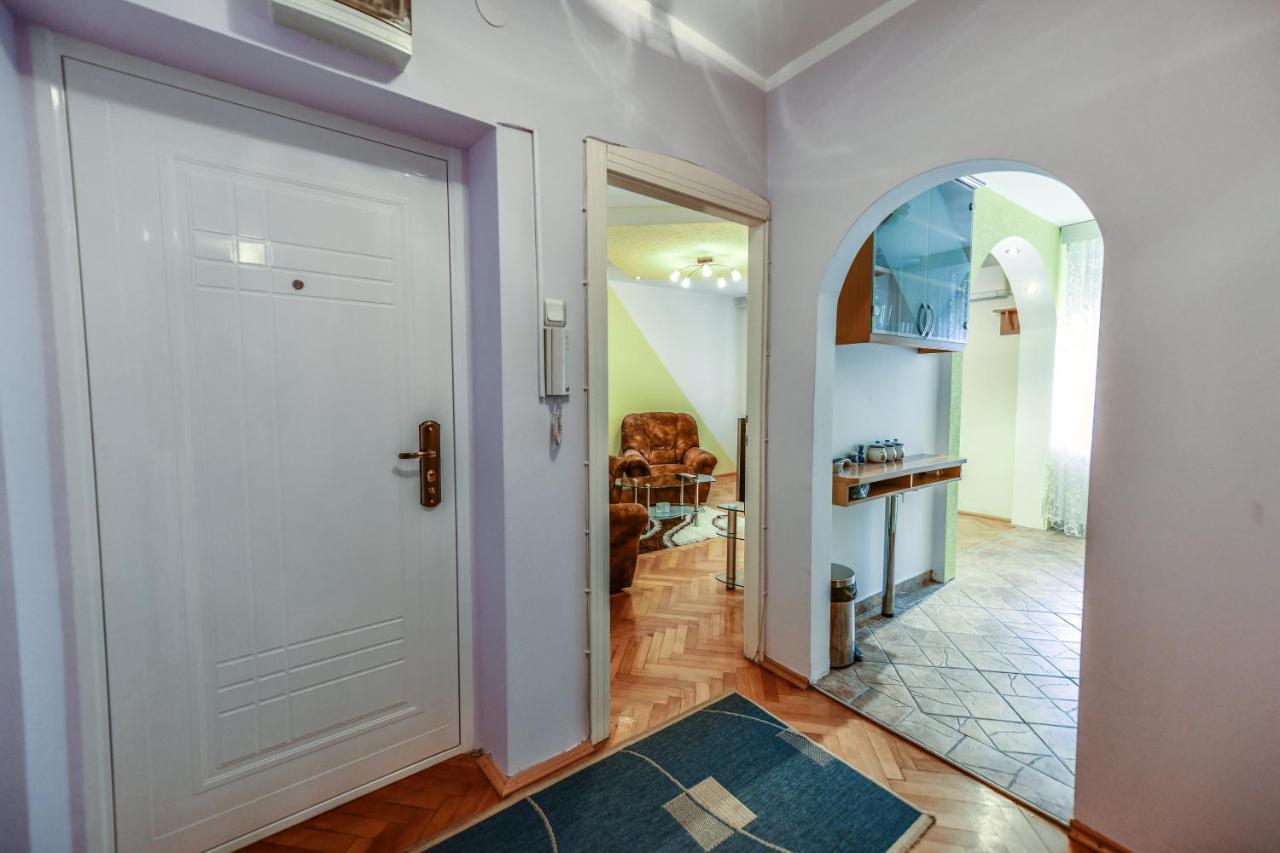 Lux Apartman Cvetkovic Kraljevo Luaran gambar