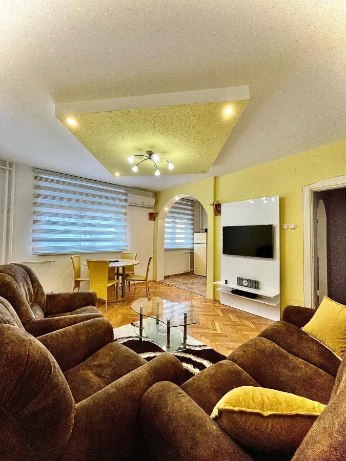 Lux Apartman Cvetkovic Kraljevo Luaran gambar